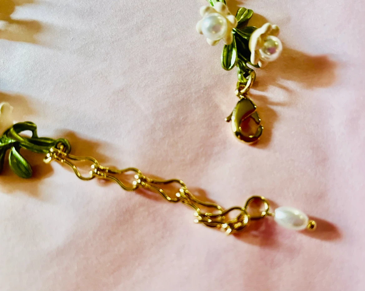 Lily of the Valley Flower Bracelet - photo 3