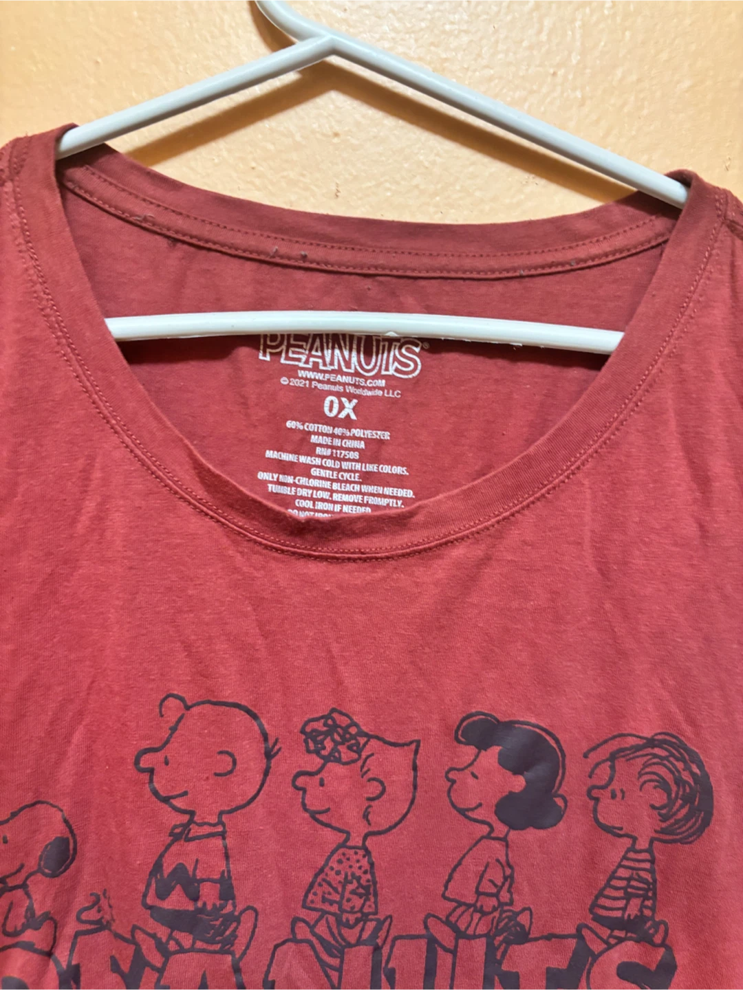 Peanuts Graphic T-Shirt Size 0X - photo 2