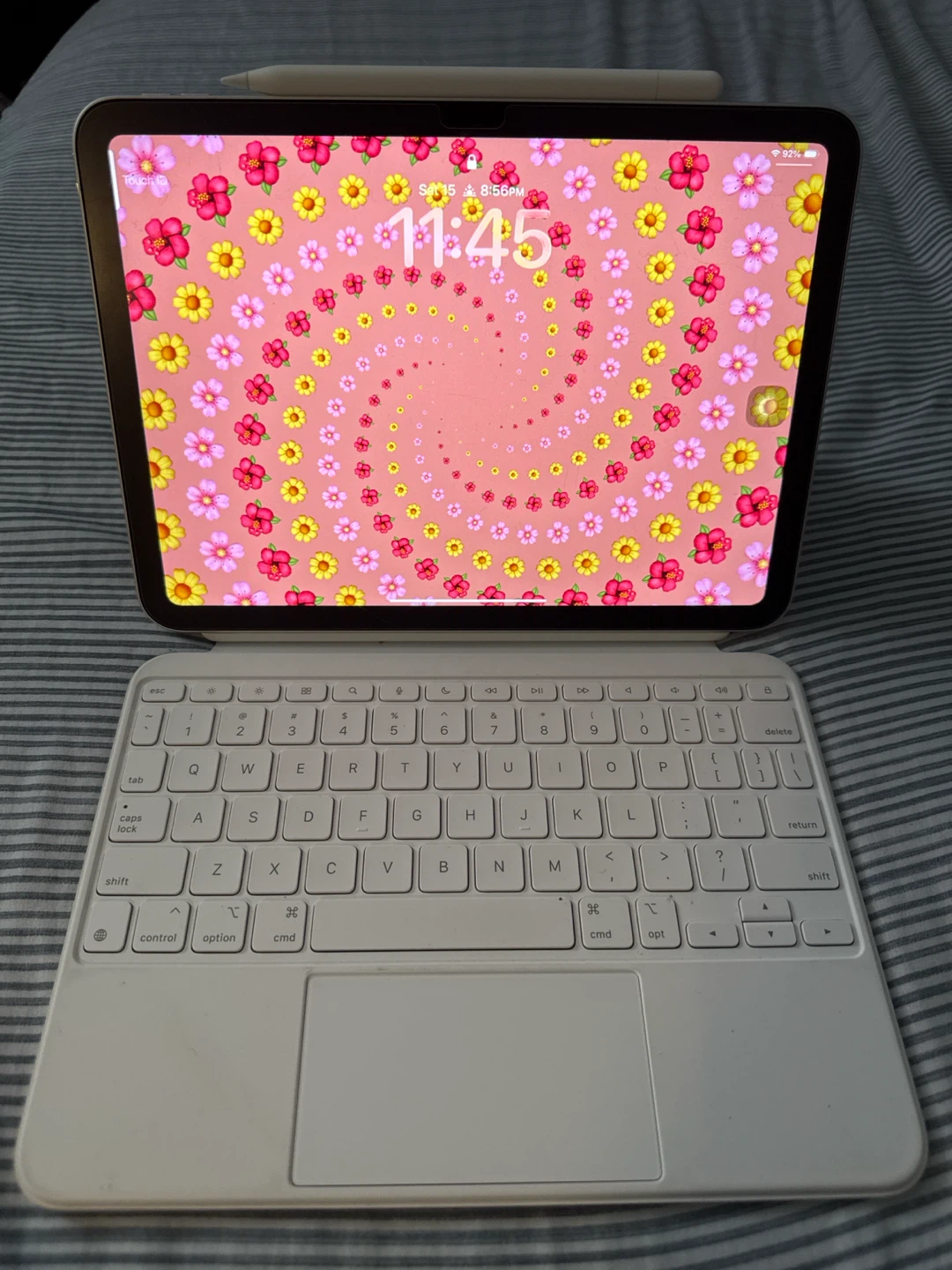 Apple iPad (A16) - photo 2