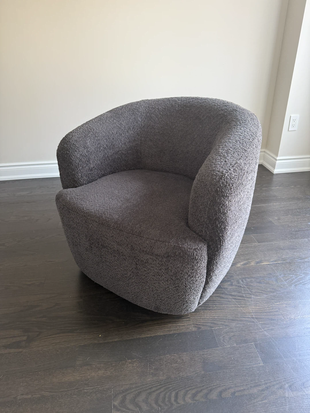 Janelle Swivel Armchair - photo 2