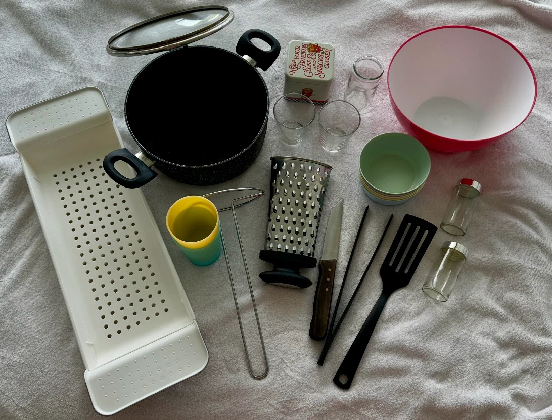 Kitchen Items Assortment Bundle