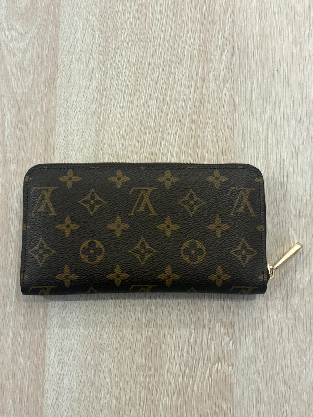 Louis Vuitton Monogram Zippy Wallet - photo 2