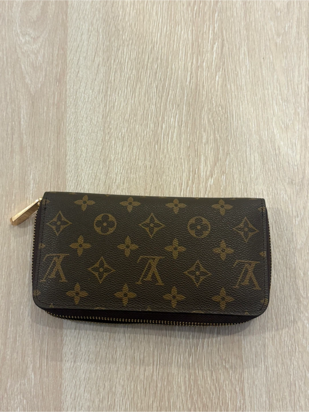 Louis Vuitton Monogram Zippy Wallet - photo 4