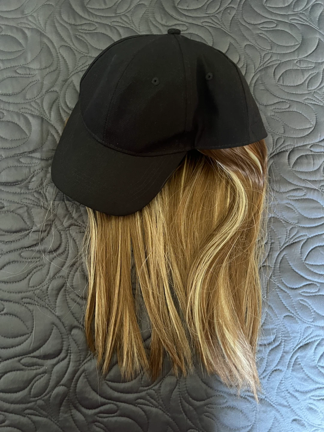 Black Baseball Cap with Attached Blonde Streaked Hair - photo 2