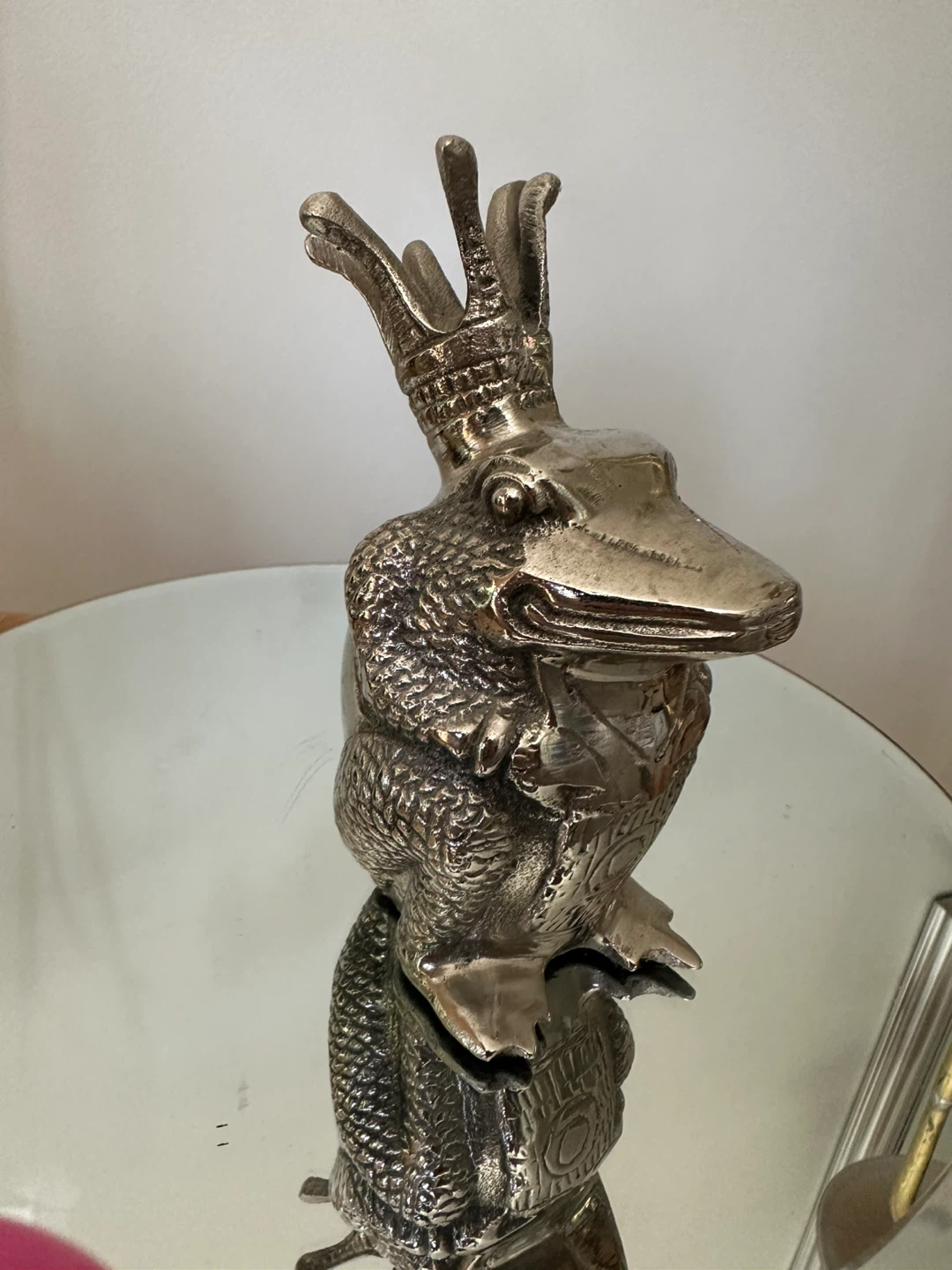 Silver-tone Decorative  frog  Figurine