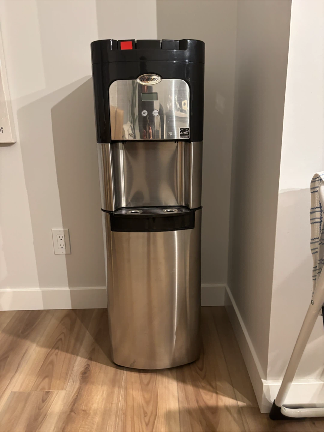 For Sale -Brand new bottom loader whirlpool water cooler