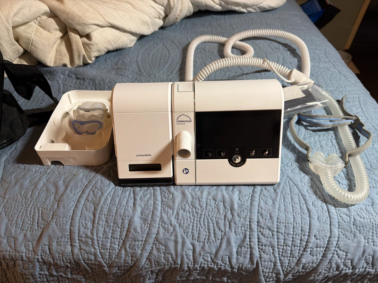 Lowenstein Prisma AQUA CPAP Machine with Humidifier