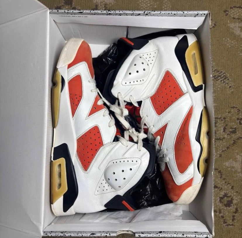 Air Jordan 6 Retro Sneakers