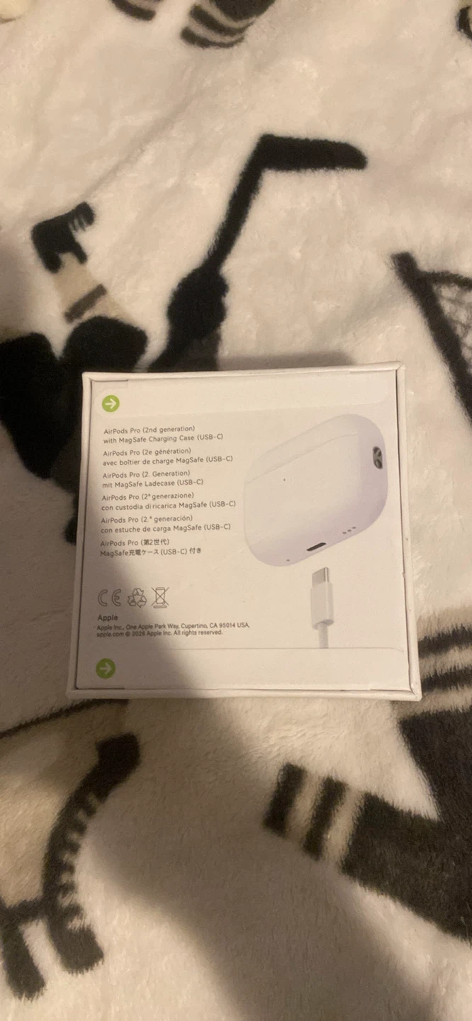 Apple AirPods Pro (2nd generation) with MagSafe Charging Case - photo 2