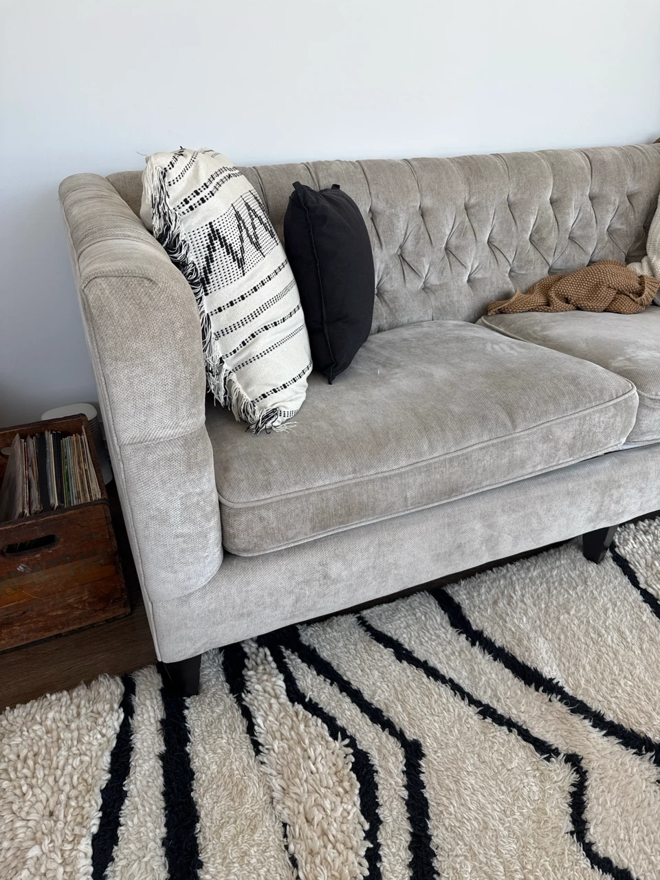 Tufted Upholstered Sofa - photo 2