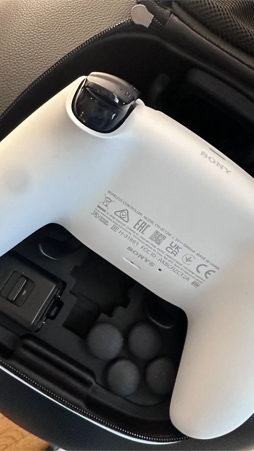 Sony PlayStation Wireless Controller - photo 2