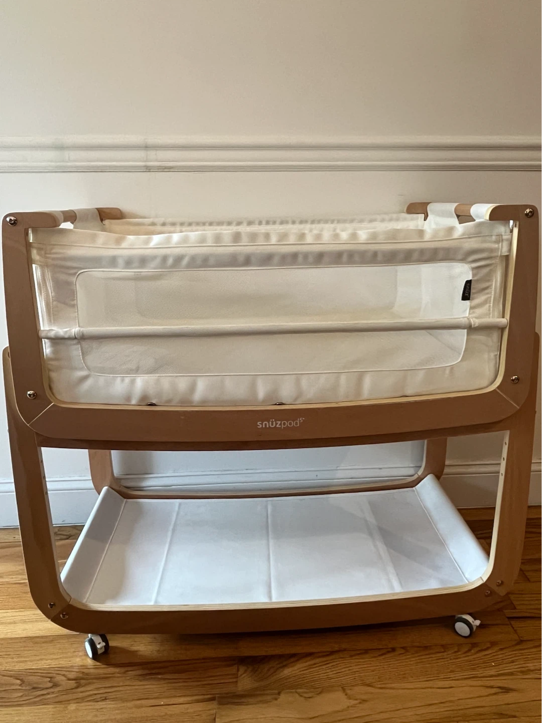 SnuzPod 5 bedside crib