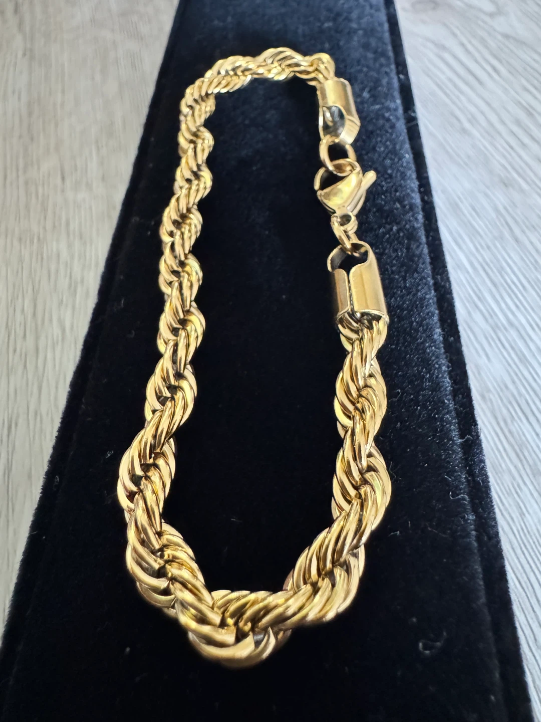 NEW 14K Gold Plated Twisted Rope Bracelet - 8"