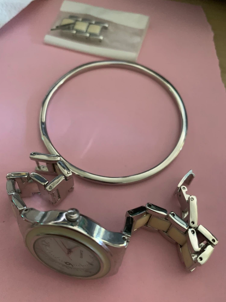 Women's Quartz Watch with Cream Accents