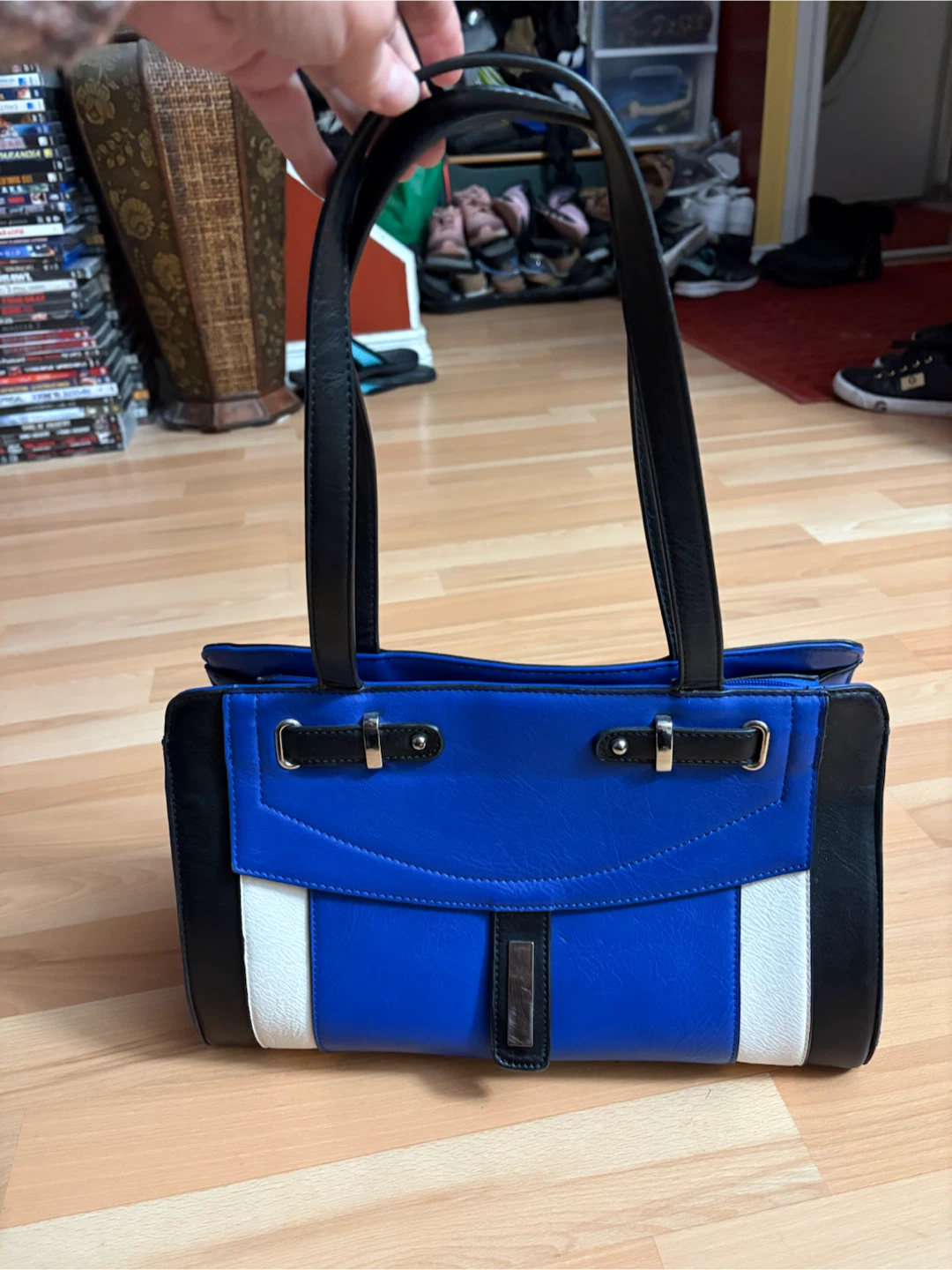 Women’s Purse from Ricki’s $10 firm Used