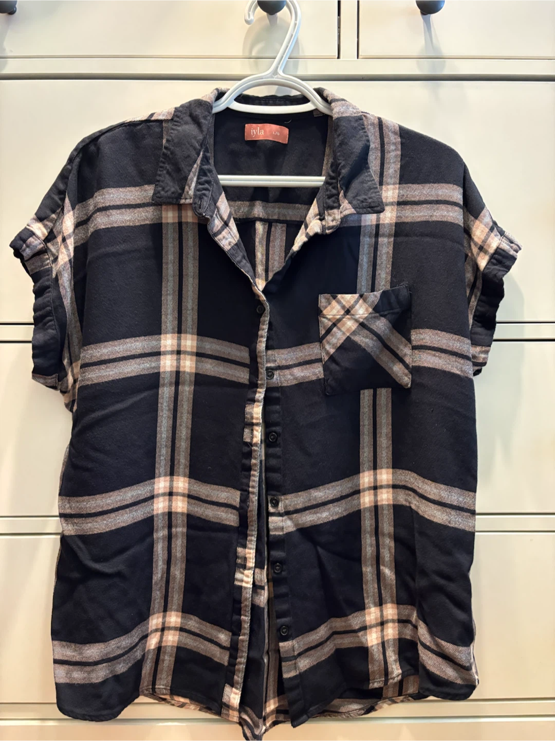 Women’s Shirt Size Large