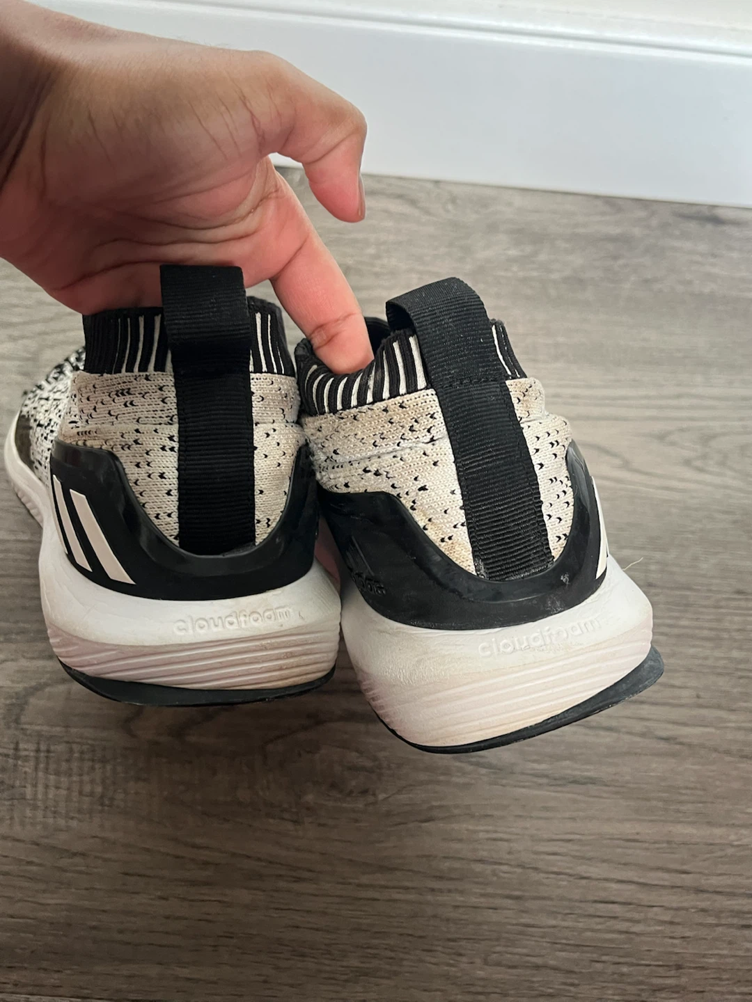Adidas shoes in size 6 - photo 3