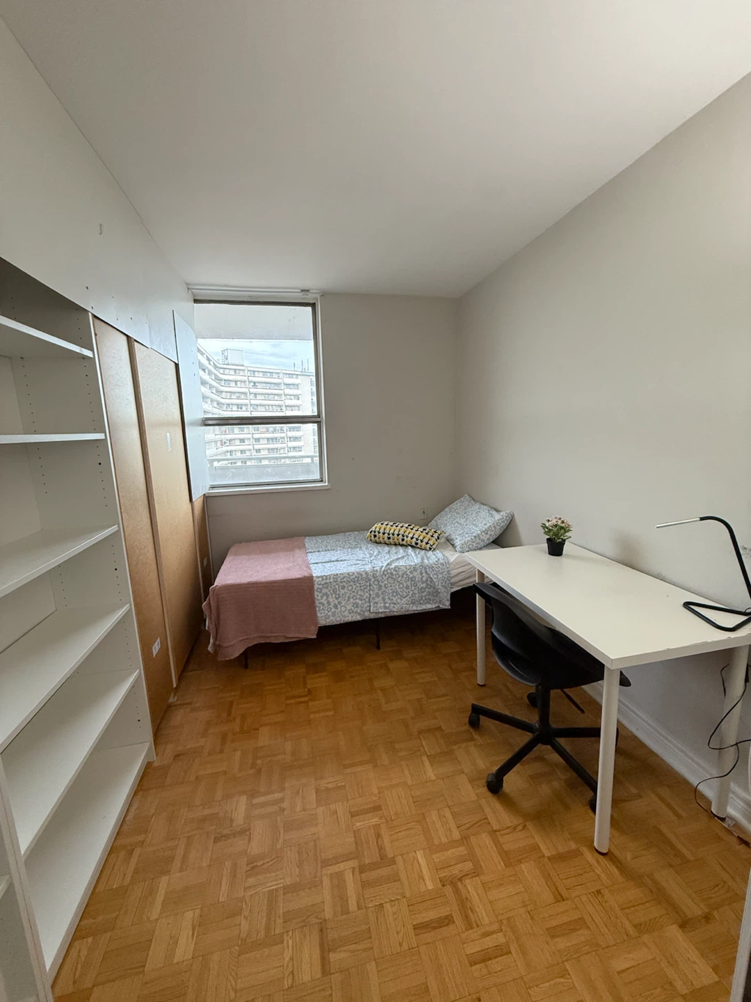Private flex room