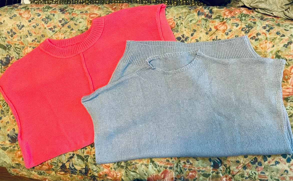 2 Knitted Tops - lipstick Pink & Pale Blue