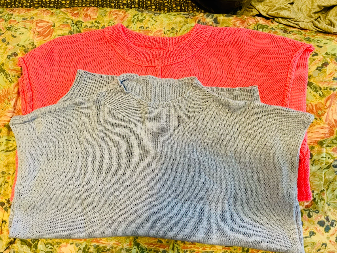 2 Knitted Tops - lipstick Pink & Pale Blue - photo 2