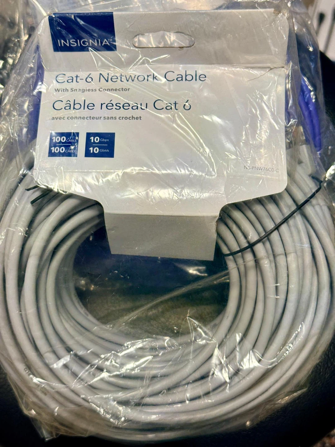 Insignia Cat-6 Network Cable 100 ft