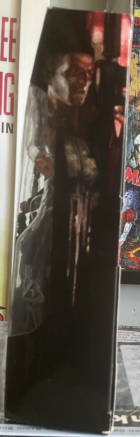 Marvel Legends Daredevil Punisher Action Figure - photo 3