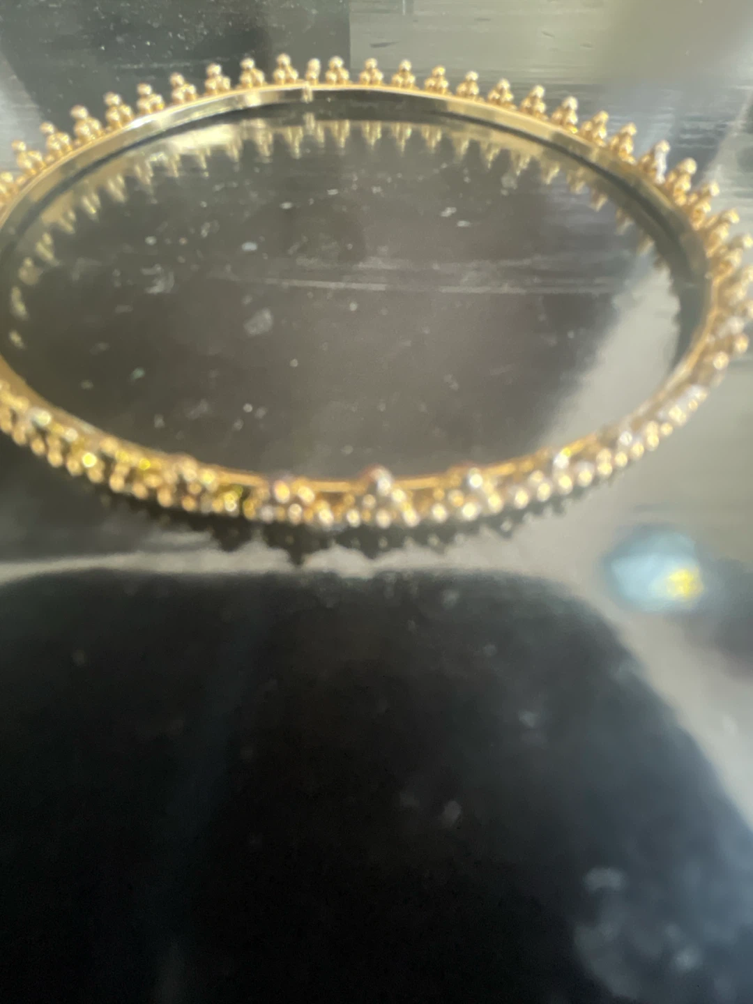 Gold tone bangle bracelet - photo 2