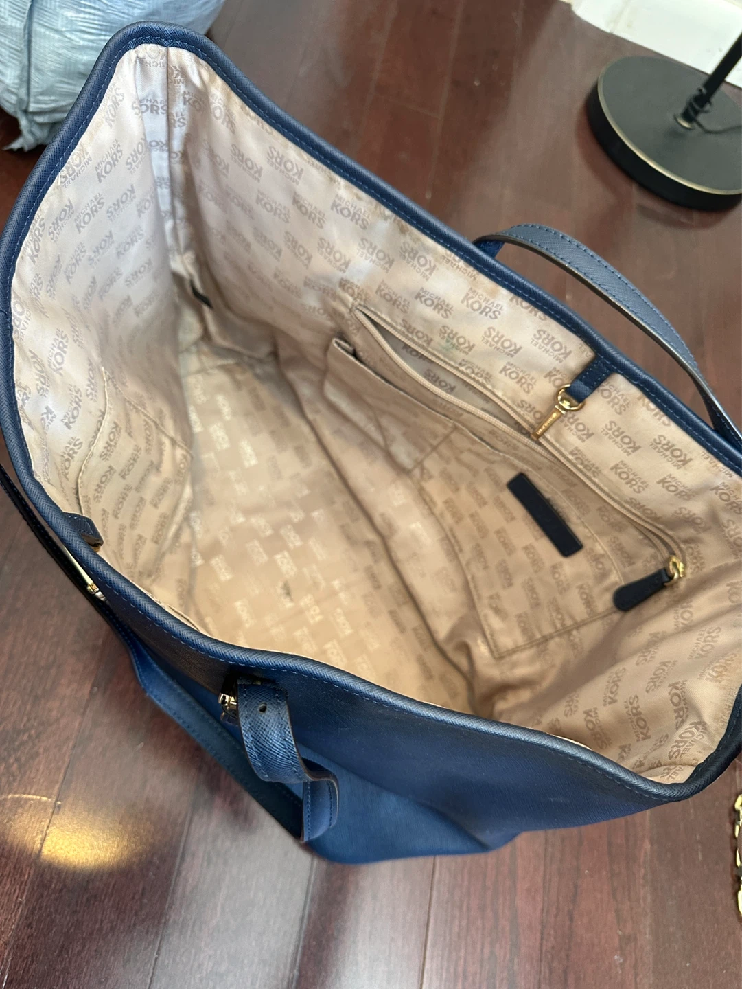 Michael Kors Navy Leather Tote Bag - photo 2