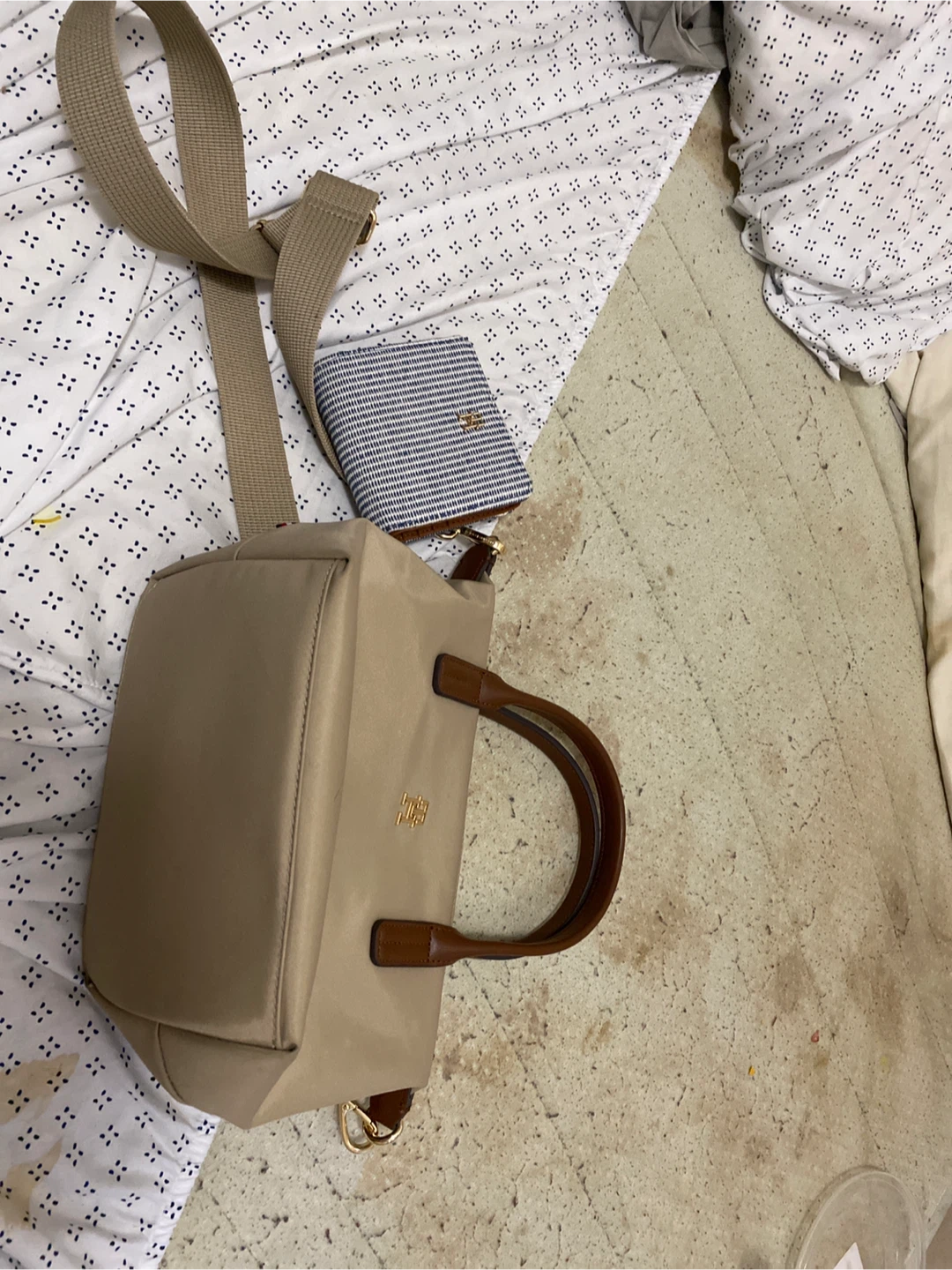 Tommy Hilfiger bag for sale - photo 4