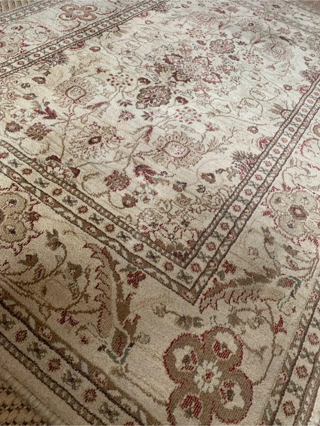 Persian-style Area Rug - photo 3