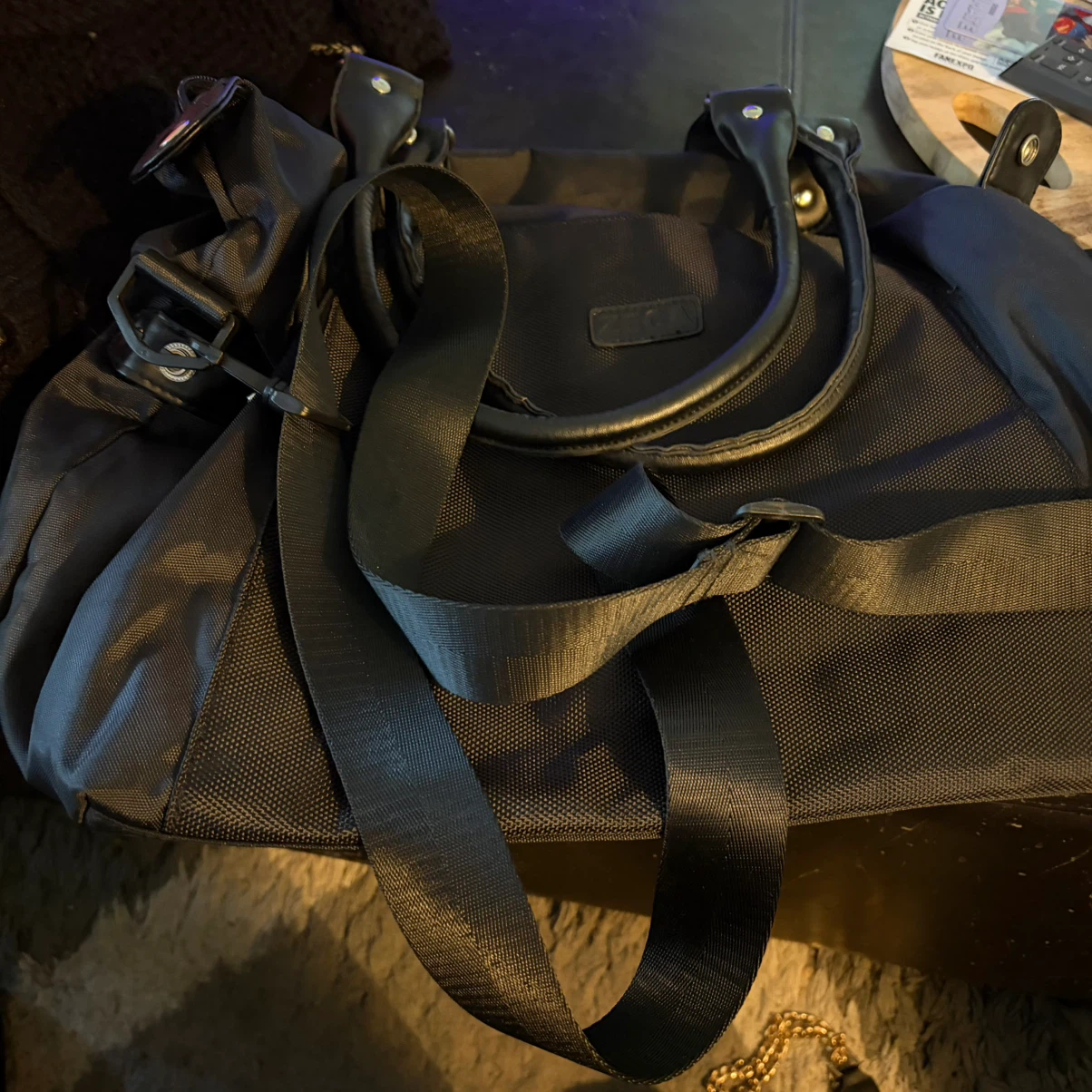 Zeca Black Travel Bag - photo 5