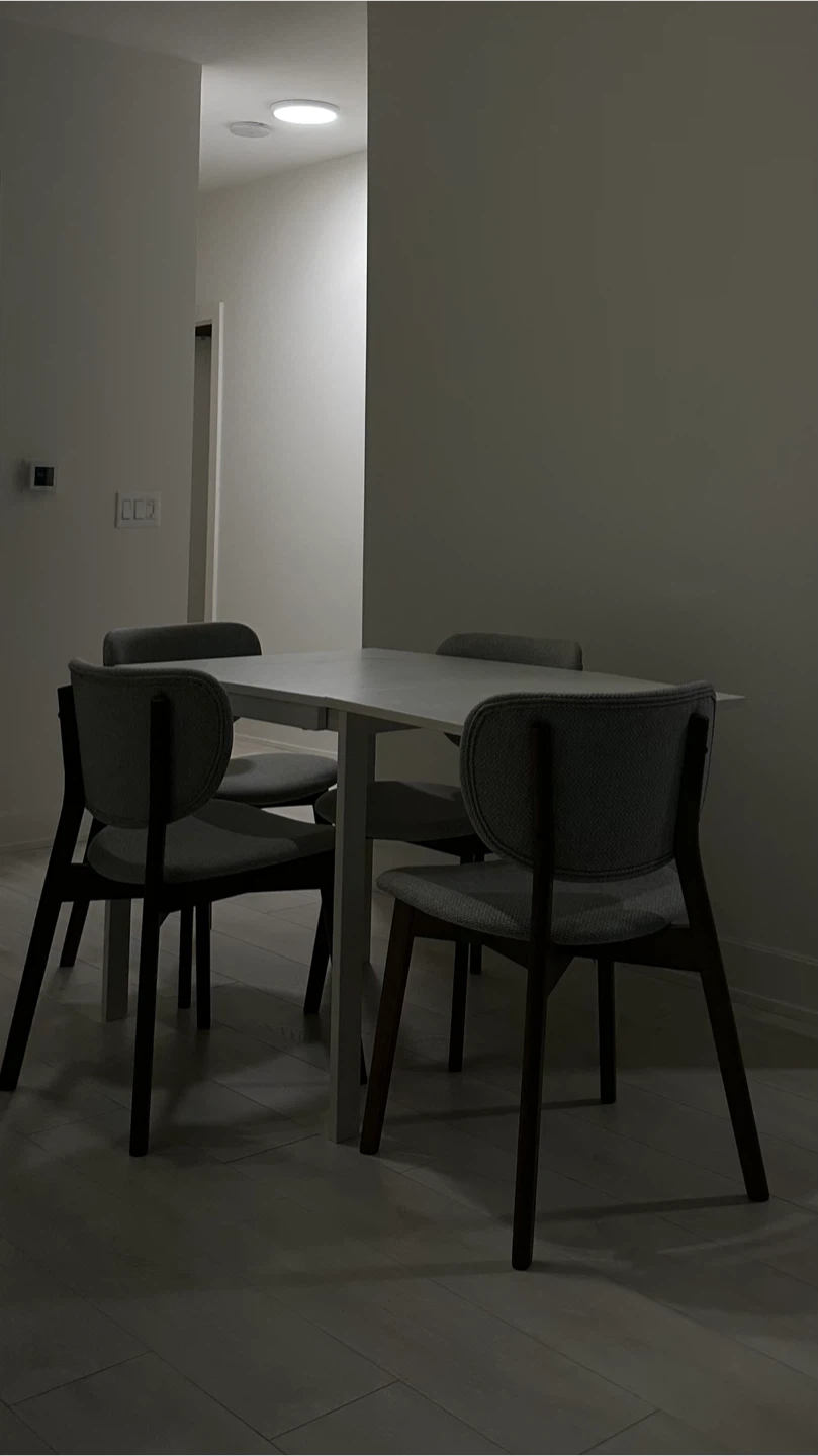 IKEA Extendable Kitchen Table - White - photo 4
