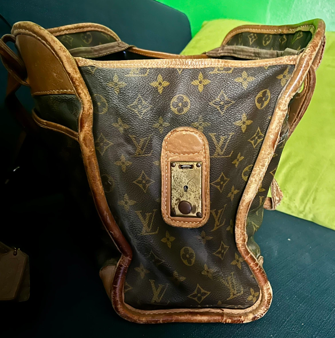 Vintage 70s Louis Vuitton Bag - French Company for Saks - photo 5