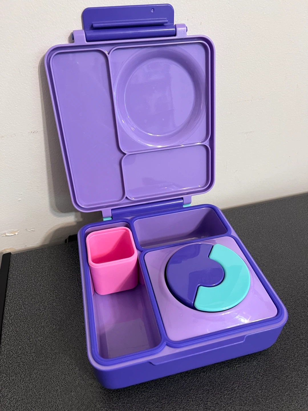 OmieBox Insulated Bento Lunch Box – Purple/Turquoise | Like New - photo 3