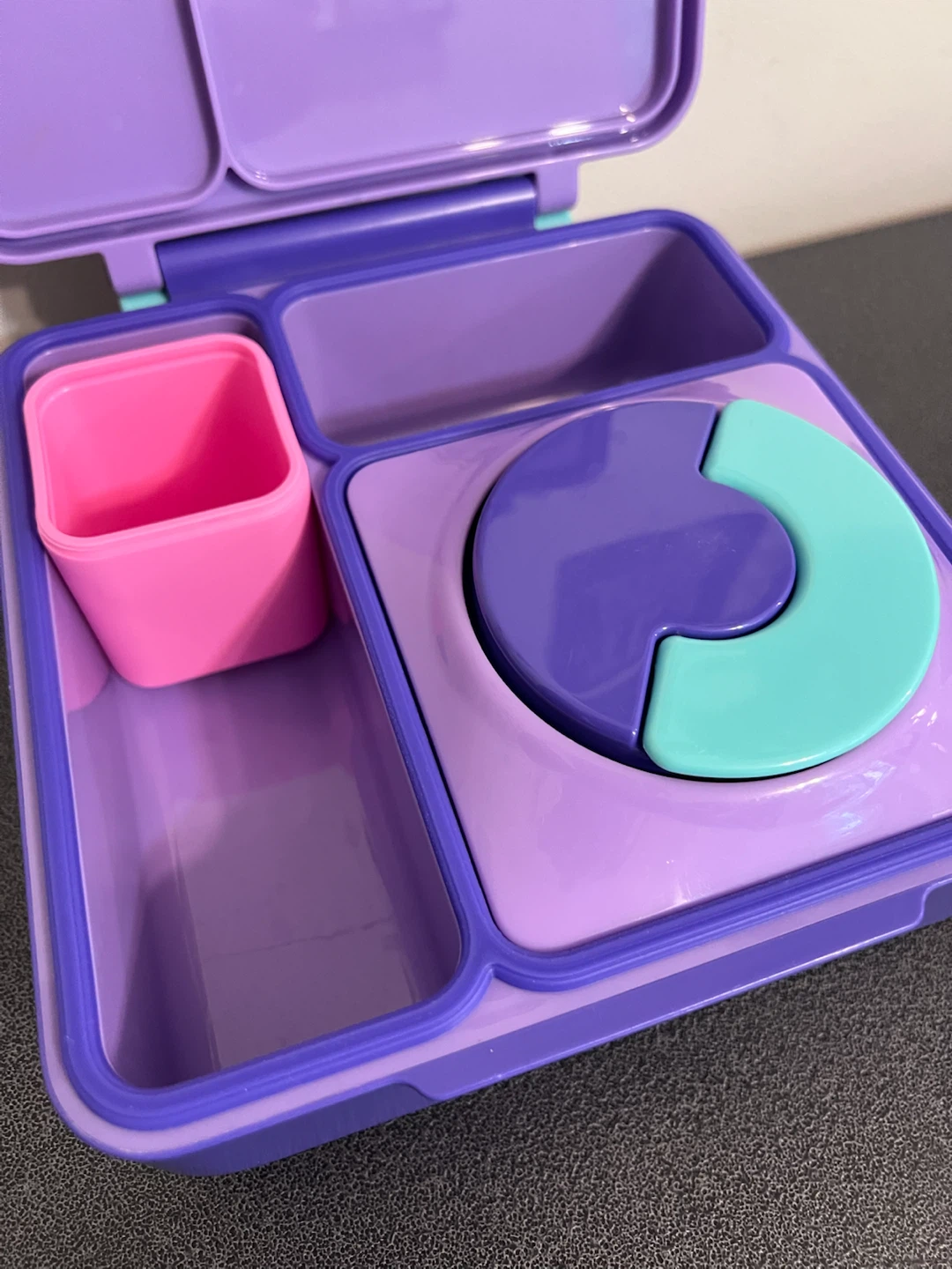 OmieBox Insulated Bento Lunch Box – Purple/Turquoise | Like New - photo 4