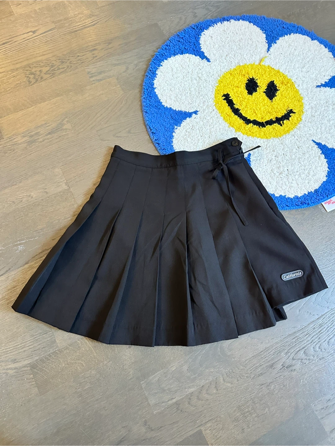 🇰🇷🎀Who.A.U Skirt with Shorts