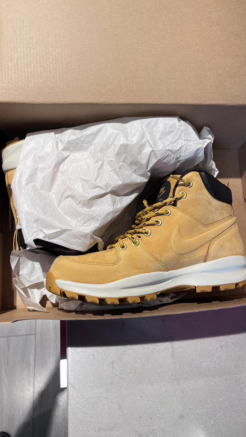 Nike Manoa Leather ACG Boots - Size 7 - photo 2