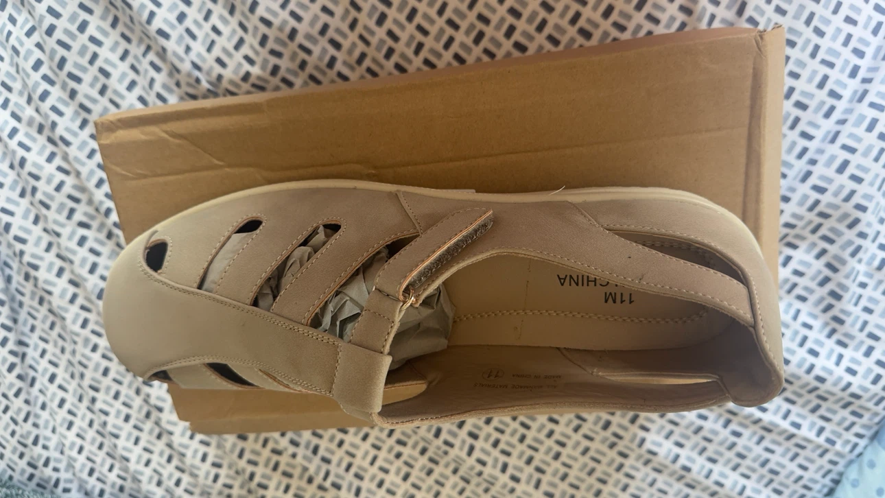 Women's Tan Comfort Sandals Size 11 ( Sandalias size 11) - photo 4