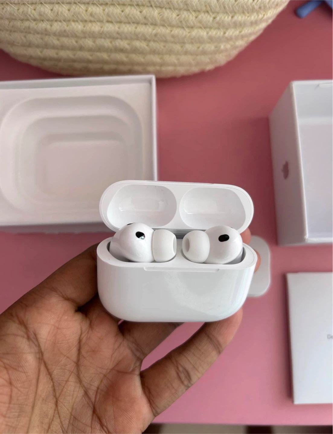 Apple AirPods Pro 3 – Like New + Original Box