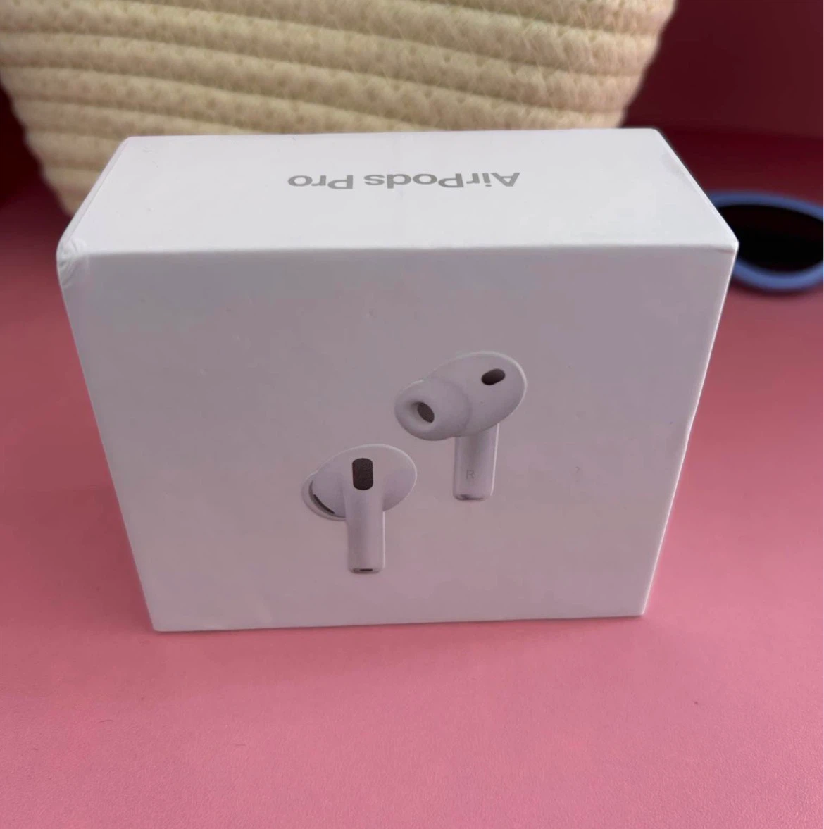 Apple AirPods Pro 3 – Like New + Original Box - photo 3