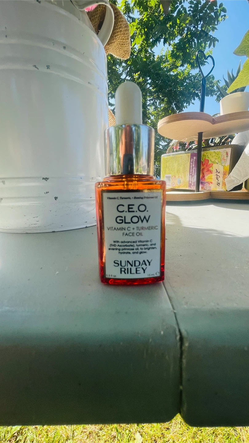 Sunday Riley C.E.O. Glow Vitamin C + Turmeric Face Oil