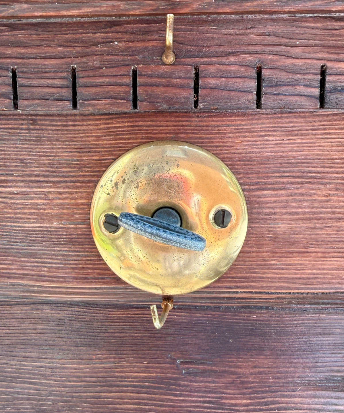 Solid wood exterior door with hardware - photo 3