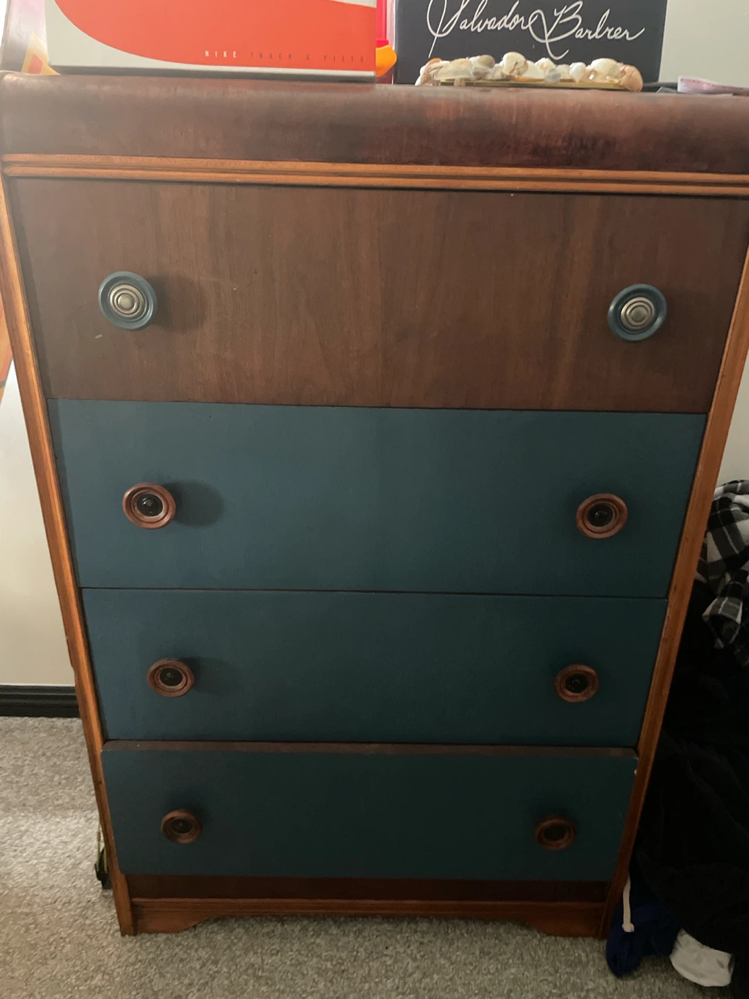 Vintage Dresser with 4 Drawers