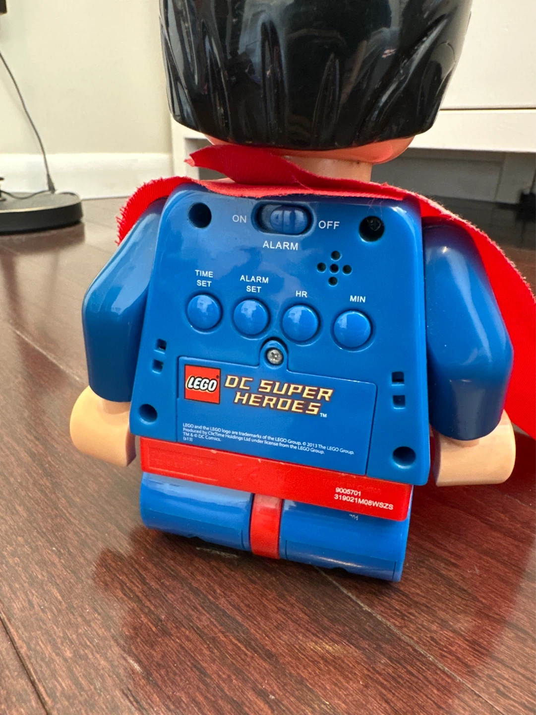 LEGO DC Super Heroes Superman Alarm Clock - photo 3