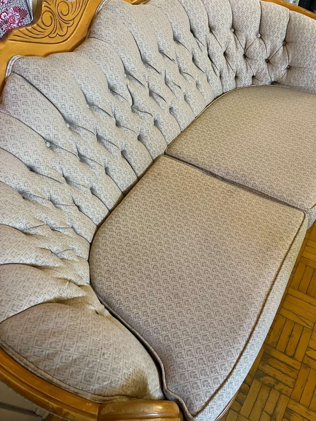 Vintage Tufted Loveseat Sofa - photo 2