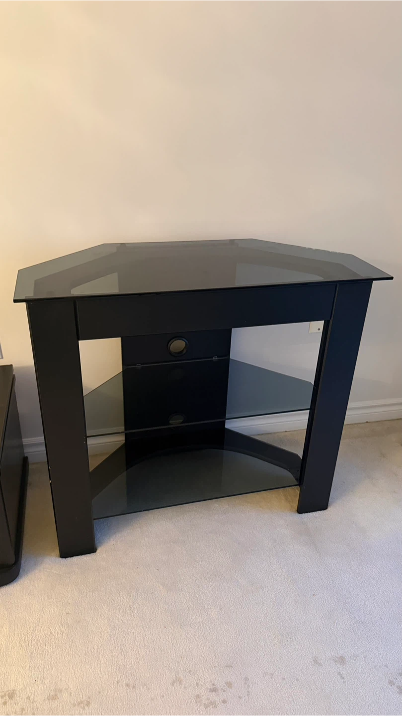 TV Stand - photo 3