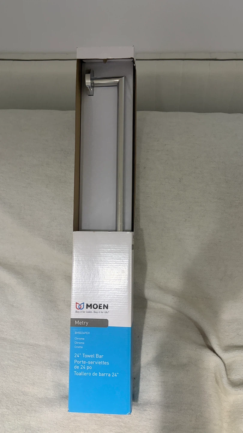 Moen Metry 24" Towel Bar - photo 3
