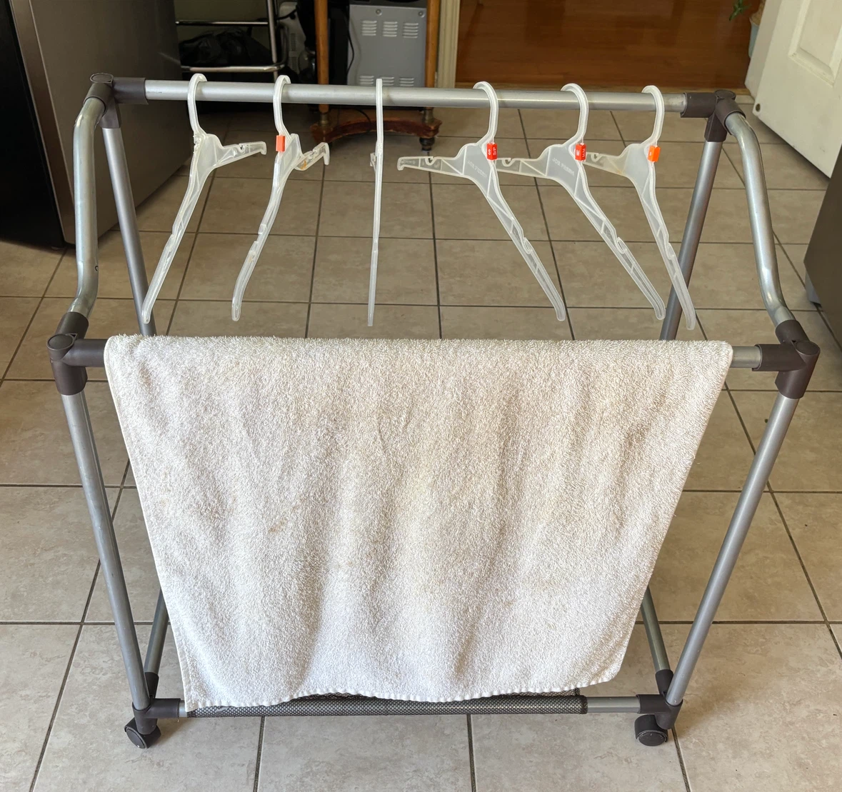 Rolling Drying Rack for Towels/Clothes + Mesh Shelf for shoes - photo 3
