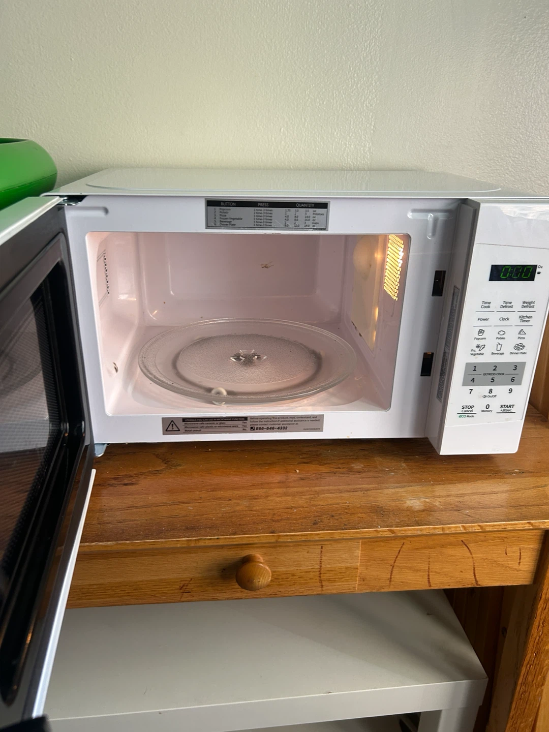 Microwave - photo 3