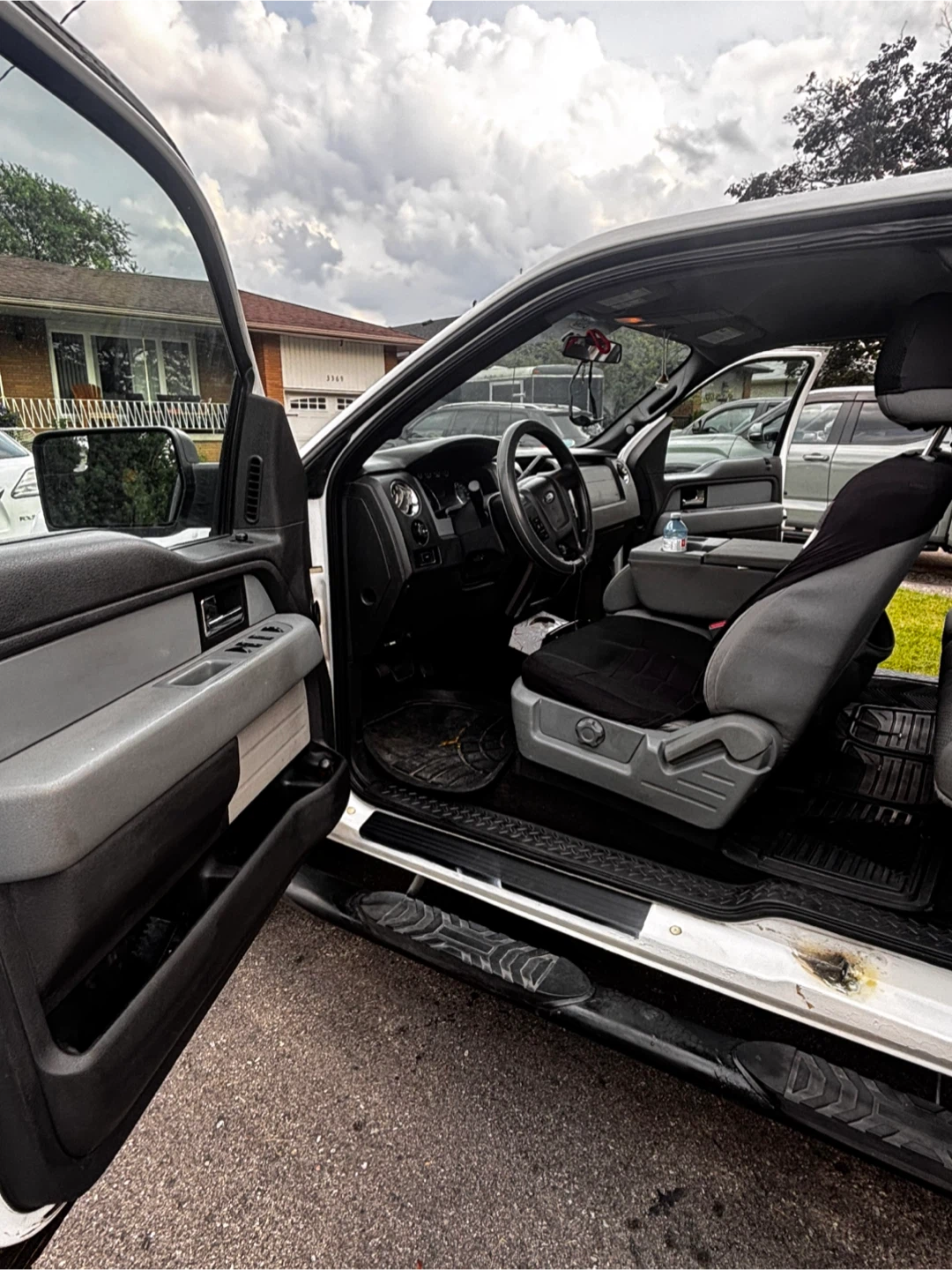Ford F-150 - photo 2